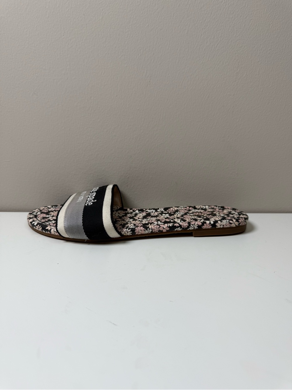 Kate Spade Meadow Floral Slide Sandals Black Pink Flat Slides Size 8B - Picture 4 of 13